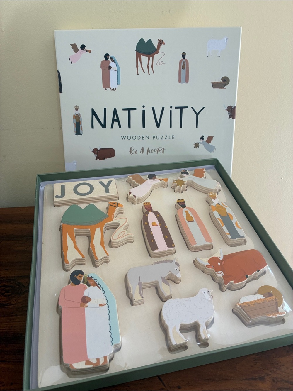 Be A Heart - WOODEN NATIVITY PUZZLE (12 pieces)